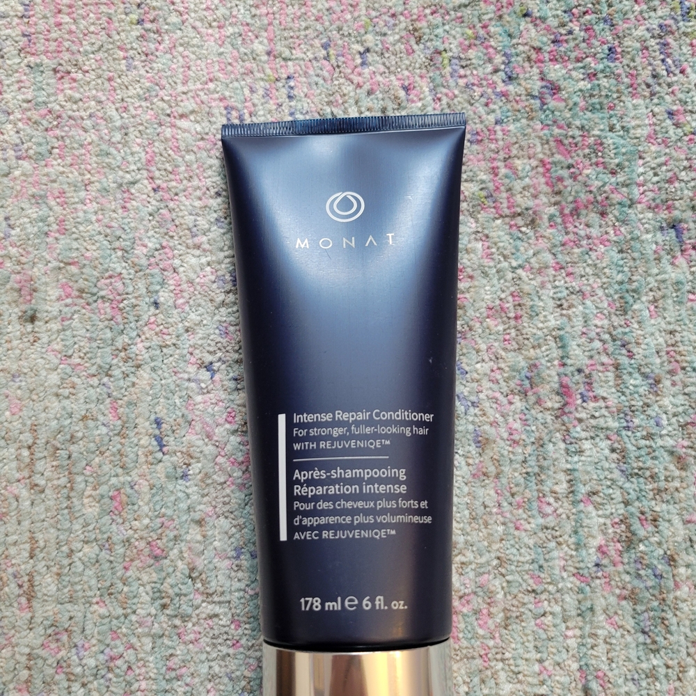 Monat DISCONTINUED Intense Repair Conditioner